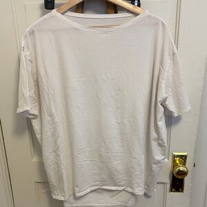 Lululemon back in action short sleeve top